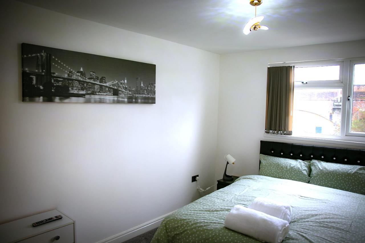 Rostron House Hotell Manchester Eksteriør bilde