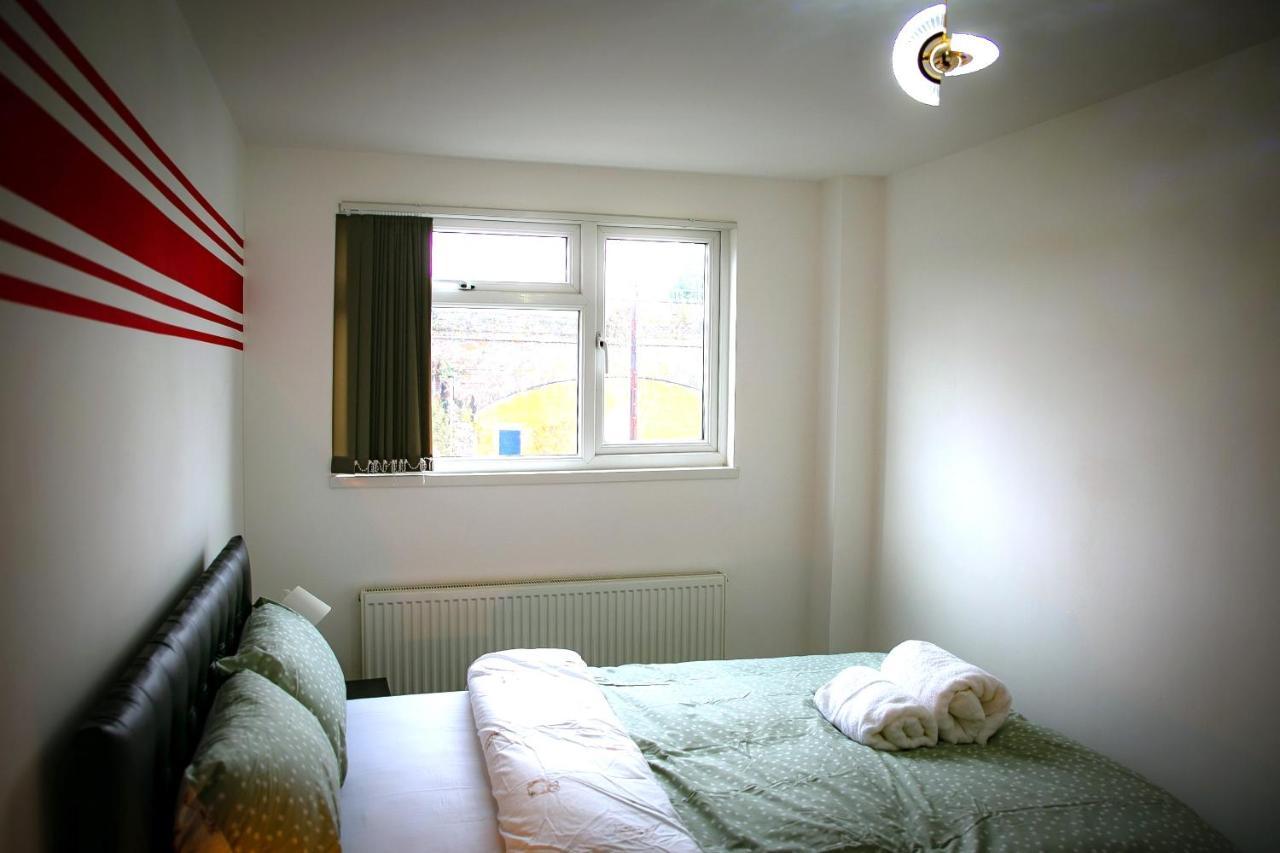 Rostron House Hotell Manchester Eksteriør bilde